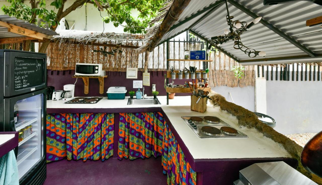 Mammaloe Bed and Breakfast Oranjestad Buitenkant foto